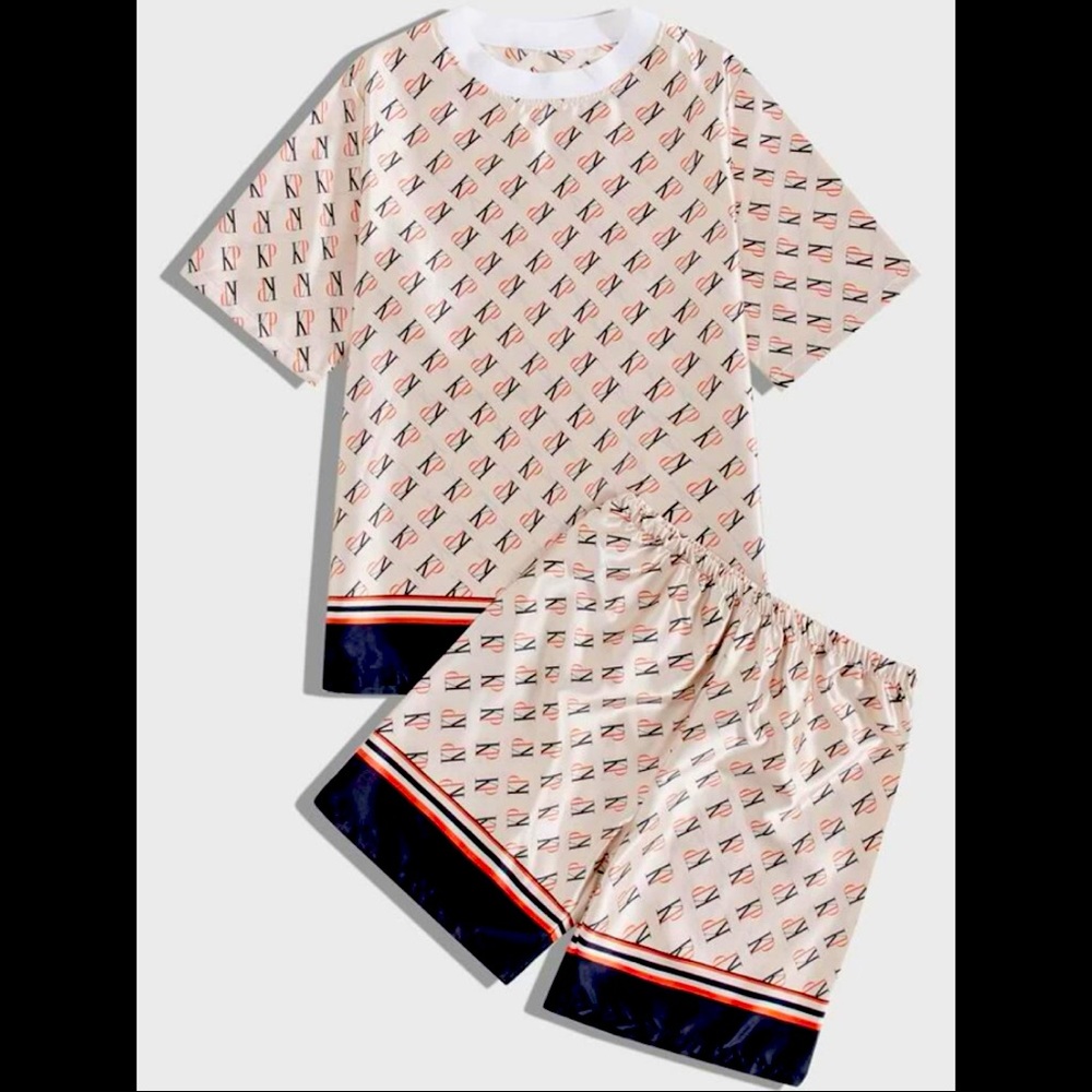 Men Satin Letter Graphic Pajama Set